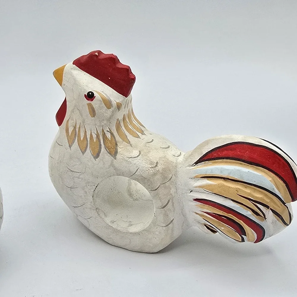 2 Wooden‎ Napkin Rings Farmhouse Country Chicken Hen Roosters Hand Painted